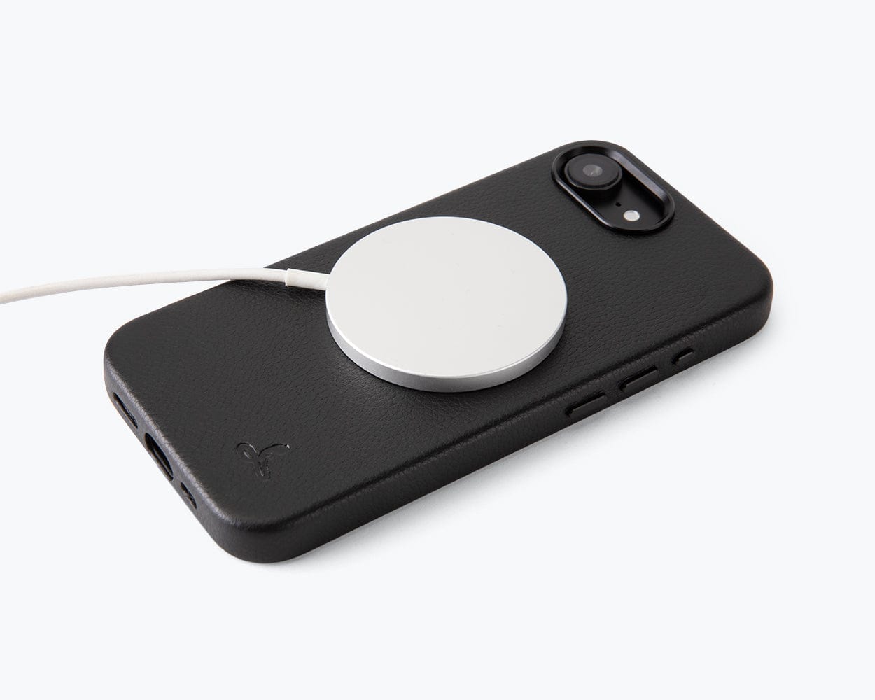 Apple iPhone 16e - Metro Slim Leather Phone Case
