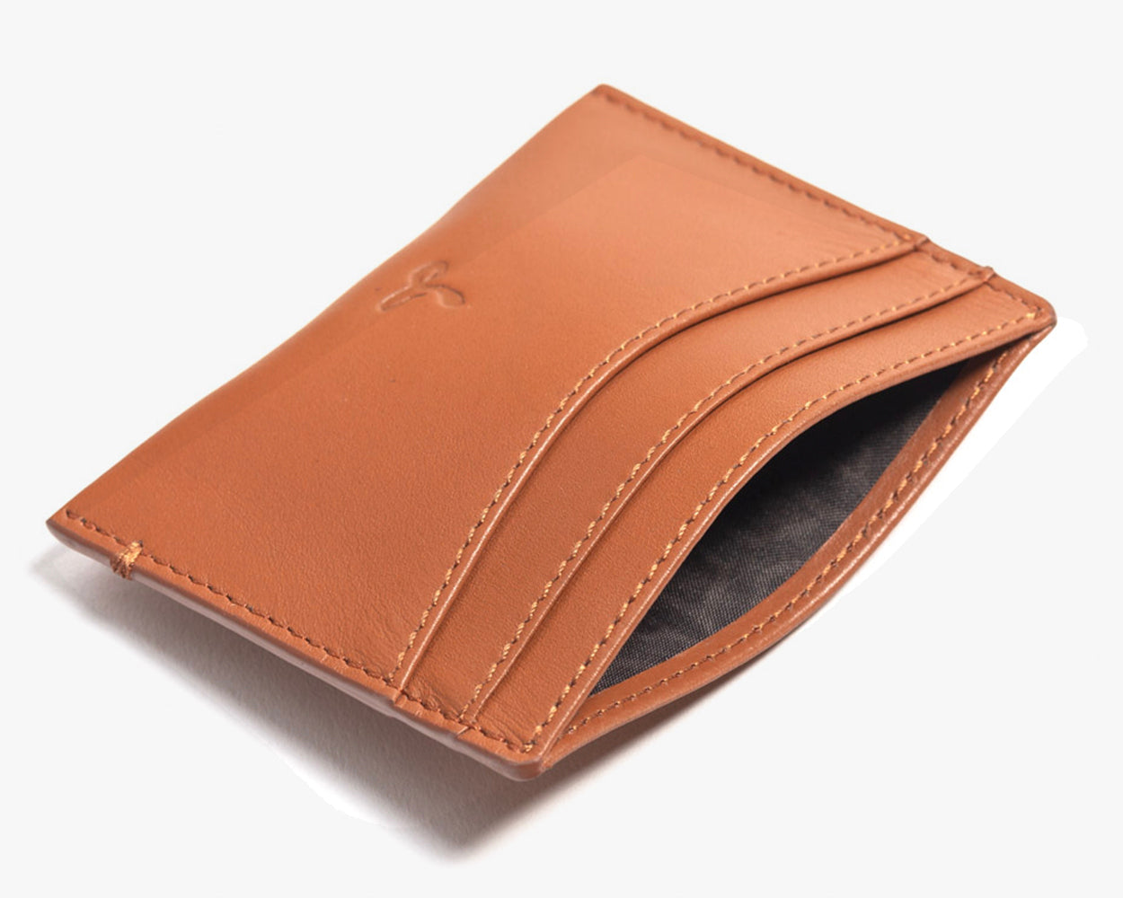 KREDITKARTENHALTER AUS LEDER – DIE ESSENTIAL-KOLLEKTION
